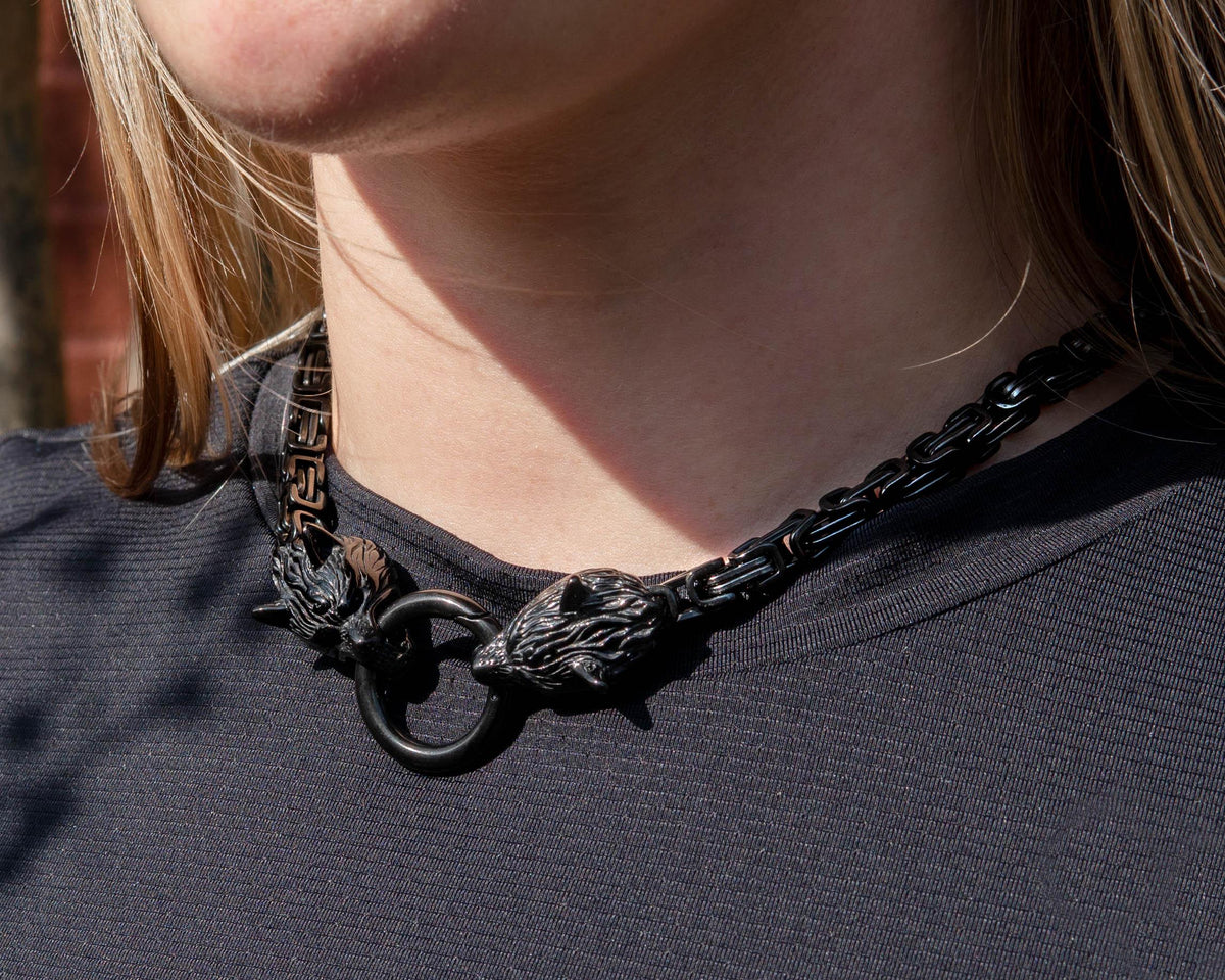 Black Byzantine Wolf Head Clasp Necklace