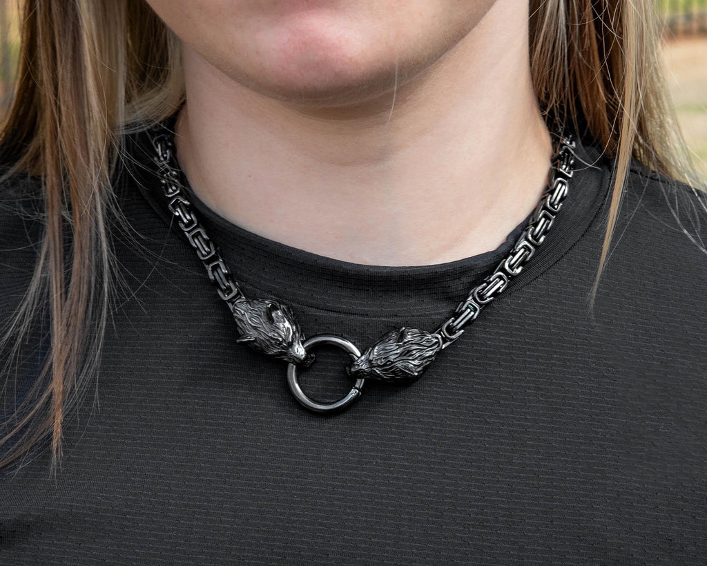 Black Byzantine Wolf Head Clasp Necklace