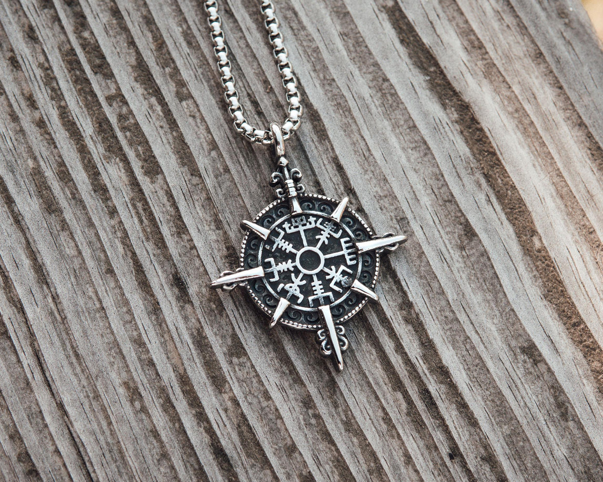 Viking Compass Pendant – Norse Amulet