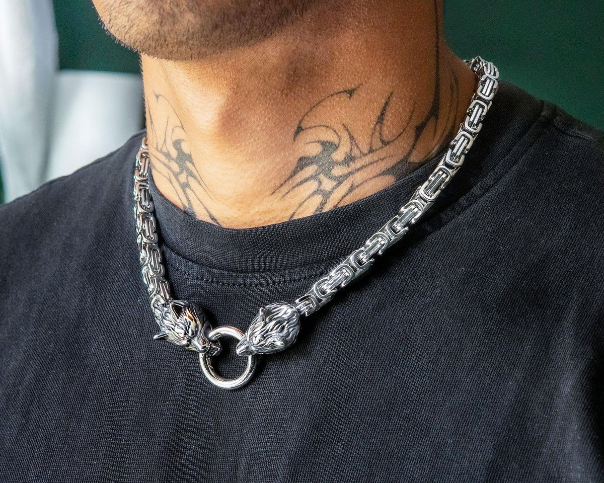 Byzantine Link Wolf Head Clasp Necklace