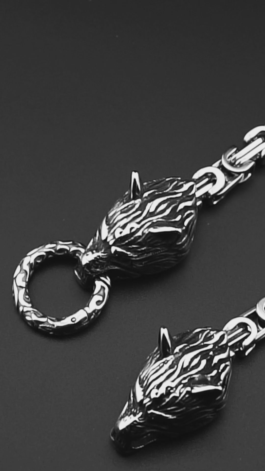 Wolf Head Byzantine Bracelet
